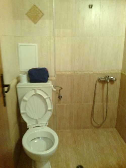 Дава се под наем Едностаен апартамент в София, Княжево - 60 кв.м за 340 € - Снимка #2