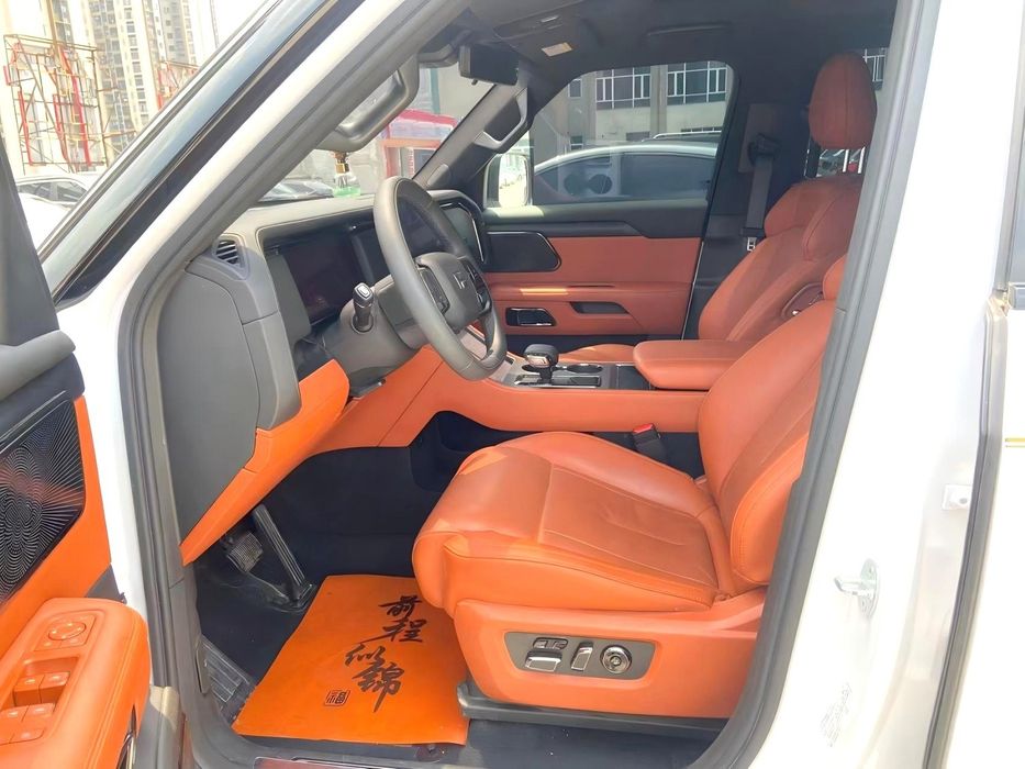 Roxstone Rox 01, 6 местный