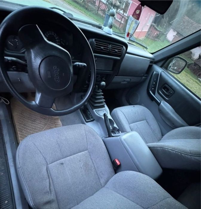 Jeep Cherokee XJ  2.5TD VM