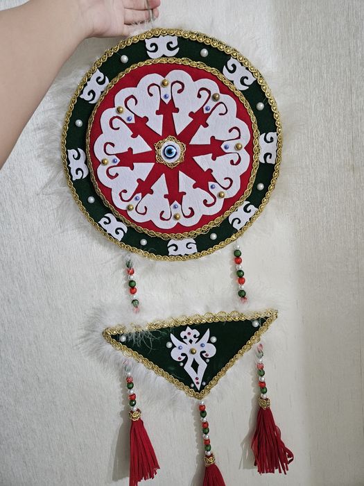 Продам большой Тумар настенный