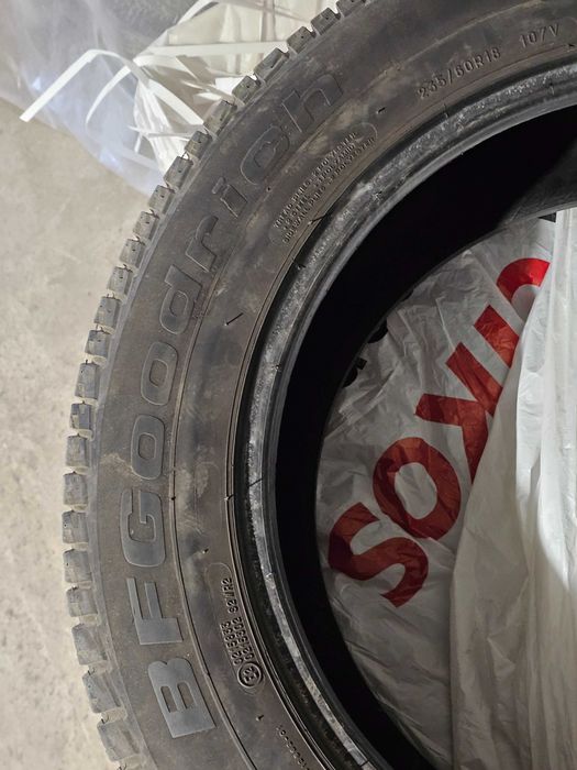 Продам шины 235/60 r18