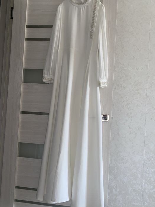 Платье размер М