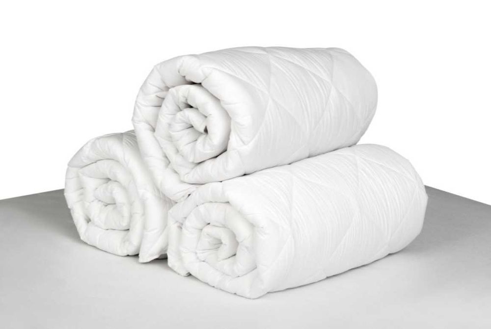 Одеяло стеганное для гостиниц люксового качества