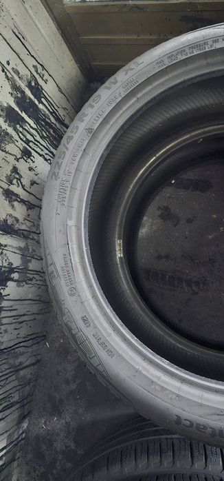 225 45 R 19 Continental M+S