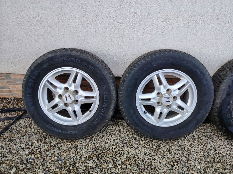 Jante aliaj 5x114,3 R15 Honda CRV +anvelope205/70r15 Iarna