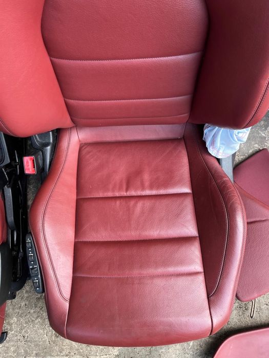 Салон за Mercedes-Benz W207 купе червен подгрев ном 199