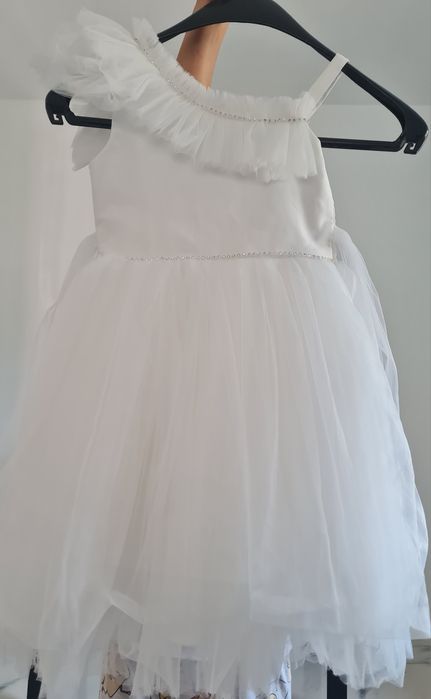 Rochițe superbe 5-6 ani