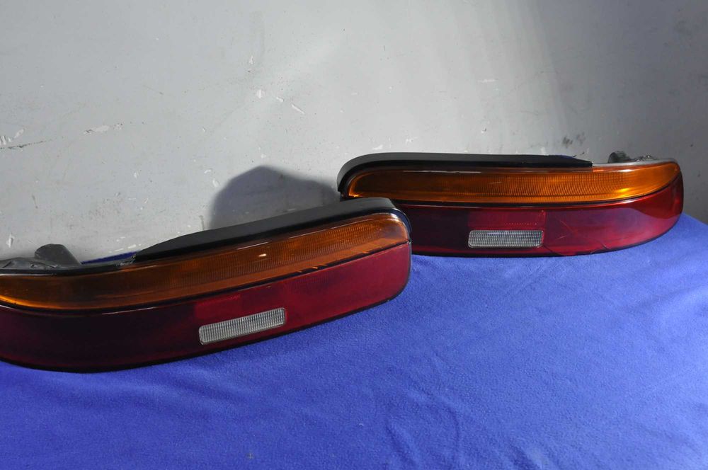 Стоп сигнал Toyota Soarer