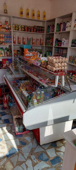 Витрина холодильник