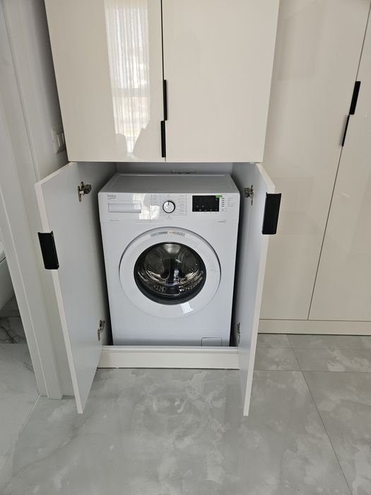 Inchiriez garsoniera