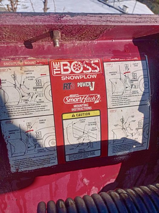 Продавам снегорин за джип с дистанционно