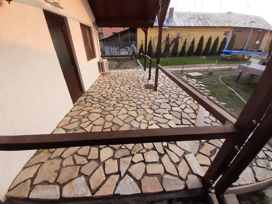Montaj piatră Naturală