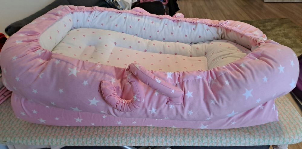 Cadita bebe cu saltea de infasat, coșuleț bebe cu anti reflux