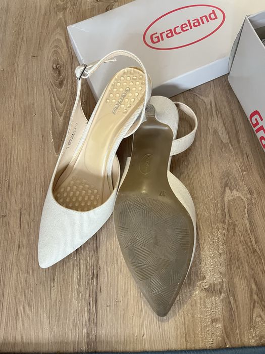 Официални дамски обувки