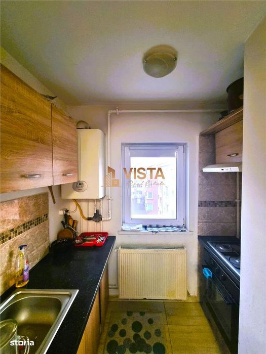 Apartament 3 camere, luminos, costuri mici, zona Craiter, aproape Core