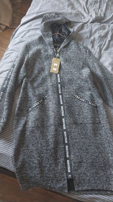 Продам кардиган новый