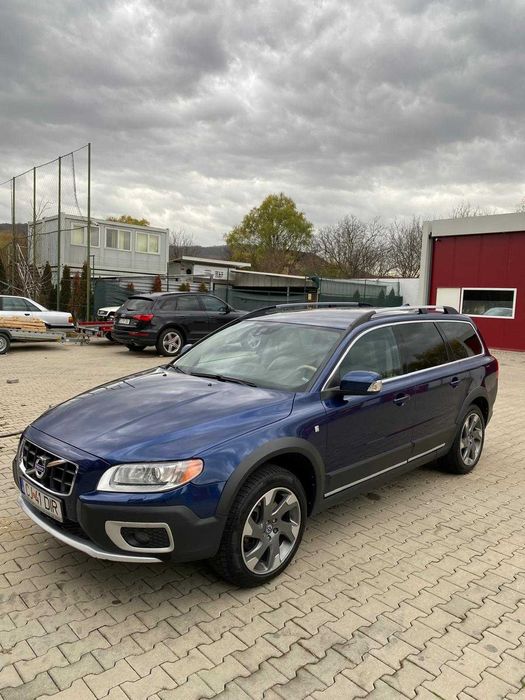 Volvo XC70 2.4 cmc D3 (motor 5 cilindri) model Ocean Race