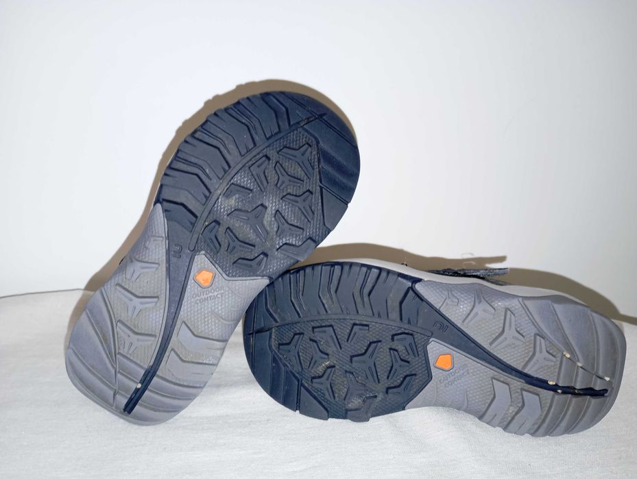 Маратонки Decathlon,25