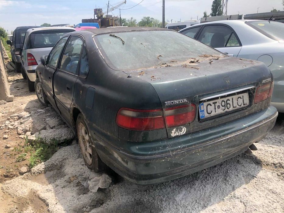 Honda acord Dezmembrez/Dezmembram