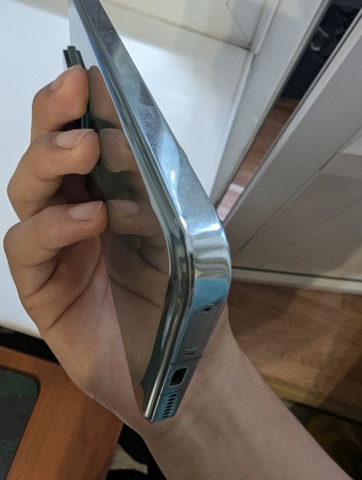 Xiaomi 14 256/12 СРОЧНО