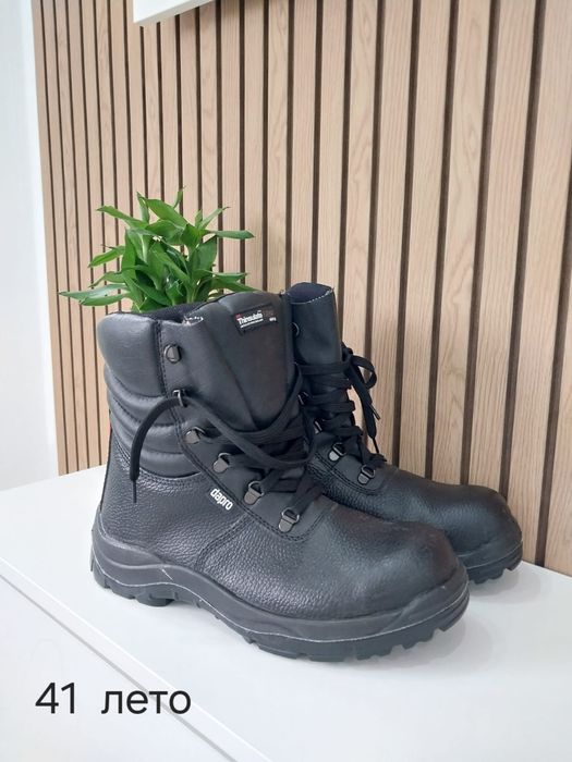 Берцы по 10 000 тенге