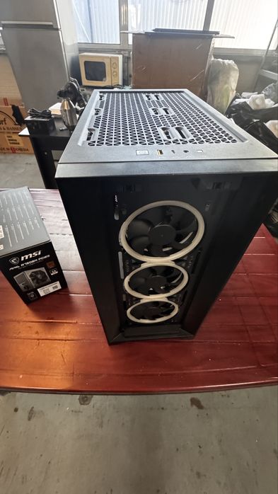 Vand  super PC Gaming - schimb cu KORG PA 1000