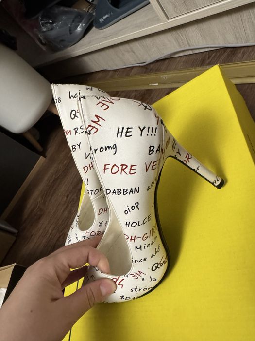 Туфли несколько 37 размера