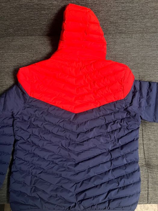 Куртка осенняя     .