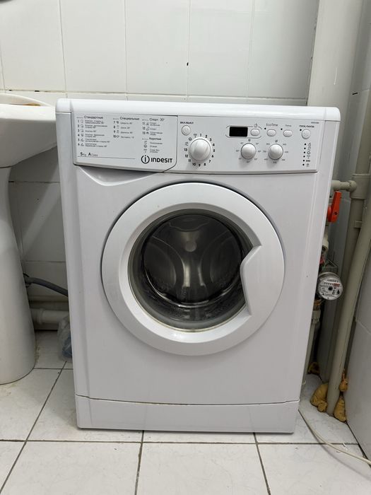 Продам стиральную машинку