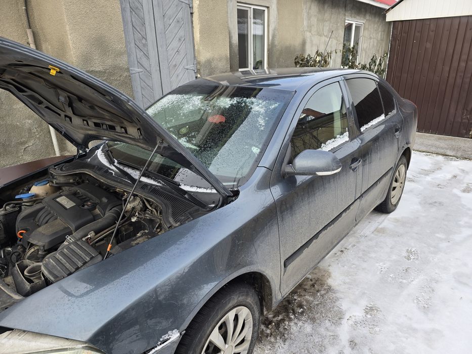 Dezmembrez Skoda Octavia 2, 1.6 mpi cu GPL