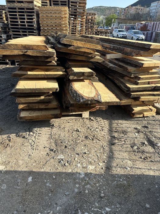 Провадвам дървен материал от дъб