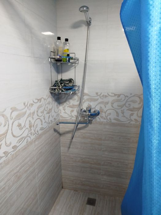 Юнусобод тумани Отчопар 1  махалласида уй сотилади