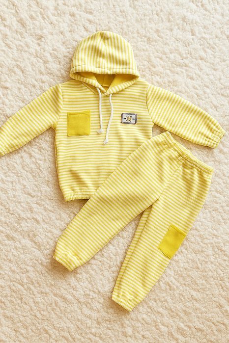 Спортивные  флисовые костюмы для девочек и мальчиков от 2 до 6 лет.