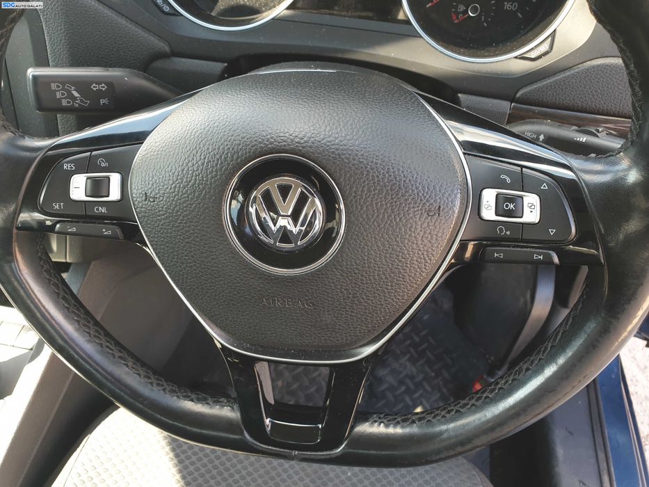 Airbag de pe Volan 3 Spite Volkswagen Jetta 4 FL Facelift 2014 - 2018 Cod 5C6880201E 5C6880201T [K7578]