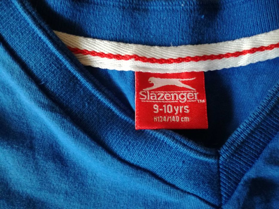 Продавам детски комплект(синьо-бял) -Slazenger original