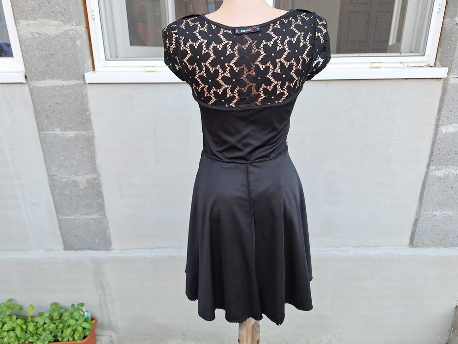 FB Sister | rochie dama | bust 72 cm | mar. 34 - 36 | XS - S