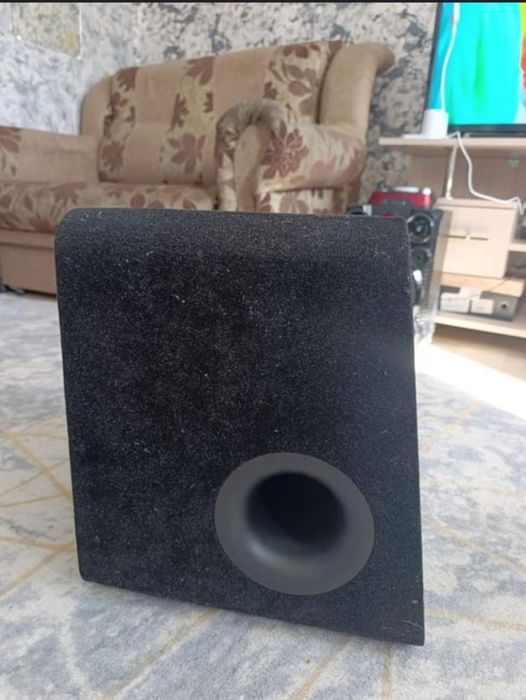 Продам сабвуфер, состояние новое