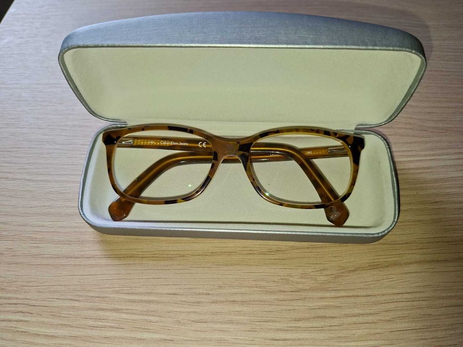 Rama ochelari Calvin Klein  cu toc inclus