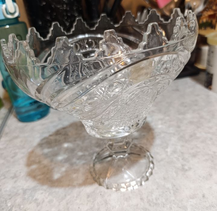 Продам   посуду.