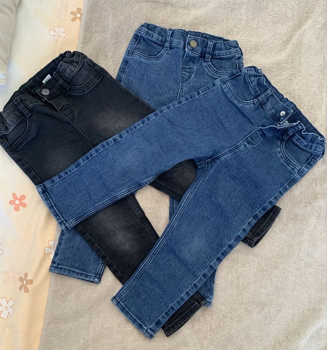 Blugi fete marimea 98, H&M, impecabili