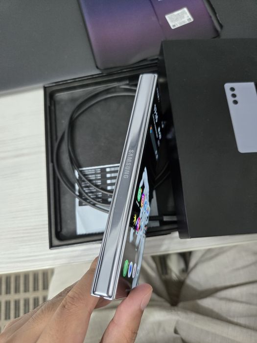 Samsung Galaxy Z Fold5 512gb
