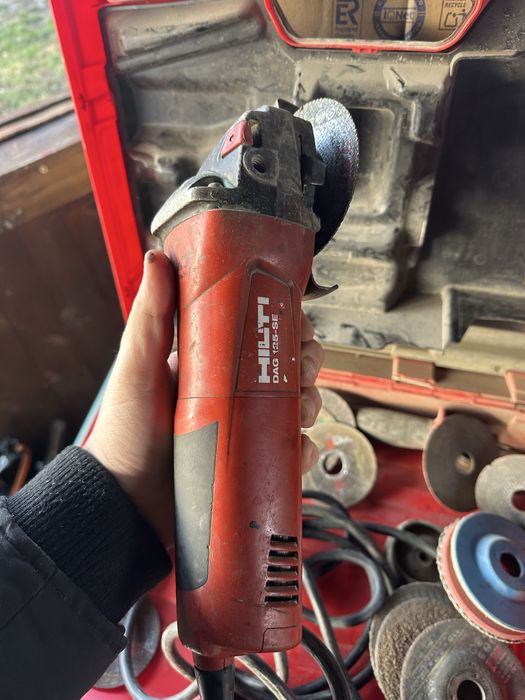 Flex polizor HILTI DAG 125 SE