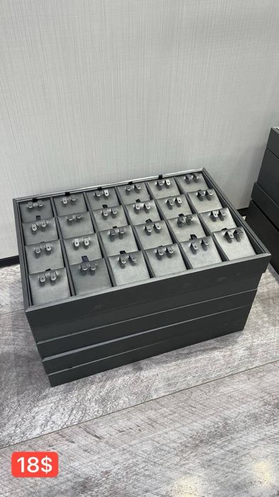 Срочно продается !!! Подставка для ювелирных изделий