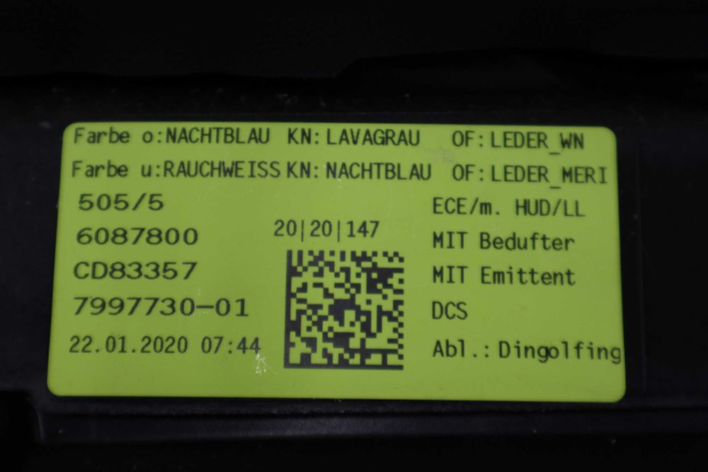 Арматурно табло БМВ Г11 Г12 BMW G11 G12 Синьо/бяло Индивидуал