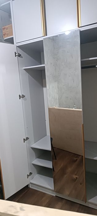 Shkaf joyi toʻgʻri kelganlar uchun zoʻr shkaf