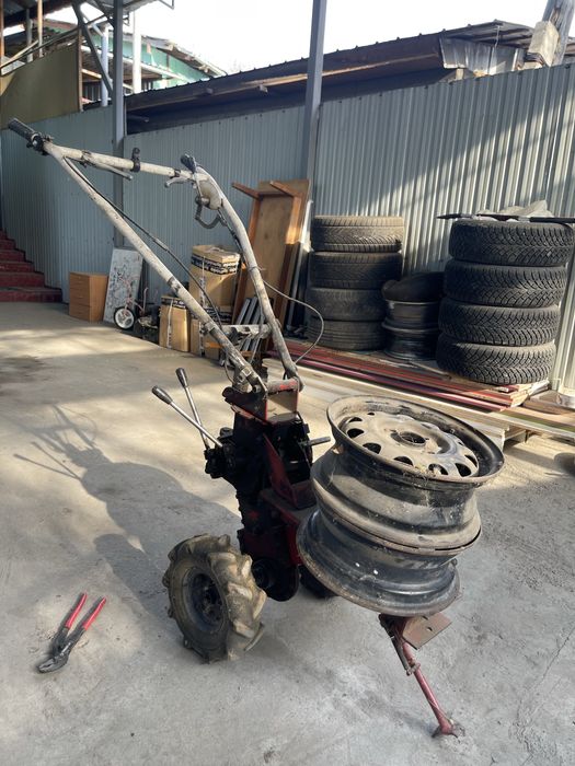 Мотоблок  с фрезами