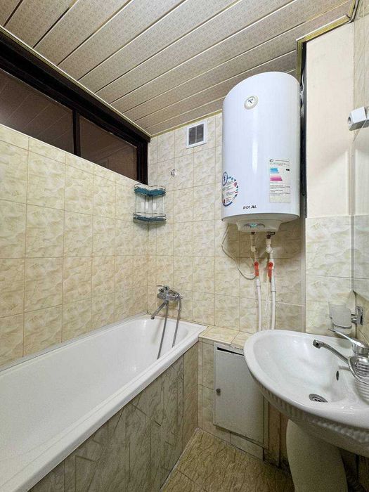 2х комнатная квартира на 3 этаже 60кв/м, в Самарканде