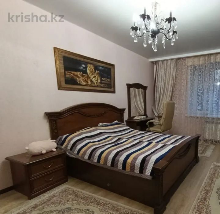 Продам спальный гарнитур