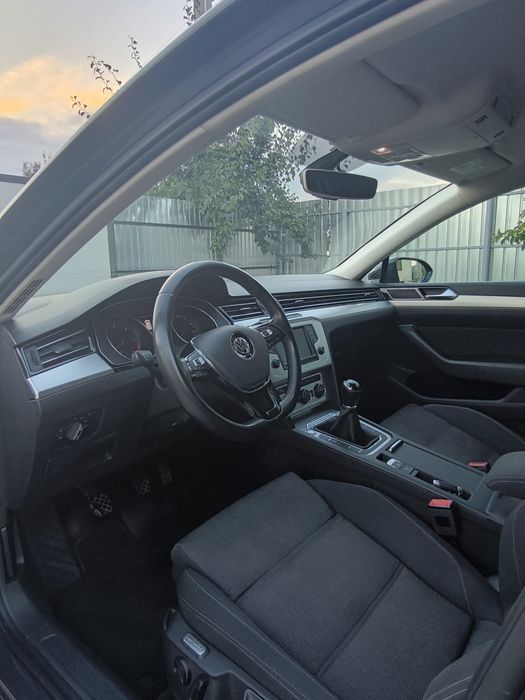 Vand Volkswagen Passat B8, 2.0, 150 cp. Anul 2015