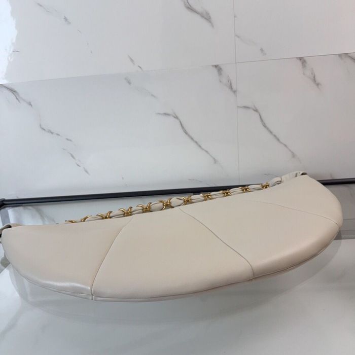 YSL естествена кожа